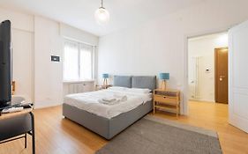 Vicolo Leoni 2BRD apartment