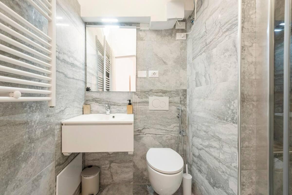 Vicolo Leoni 2BRD apartment Verona Esterno foto