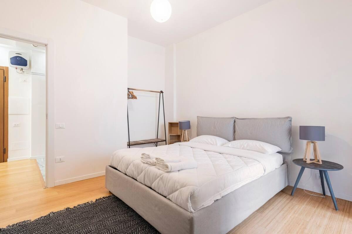 Vicolo Leoni 2BRD apartment Verona Esterno foto