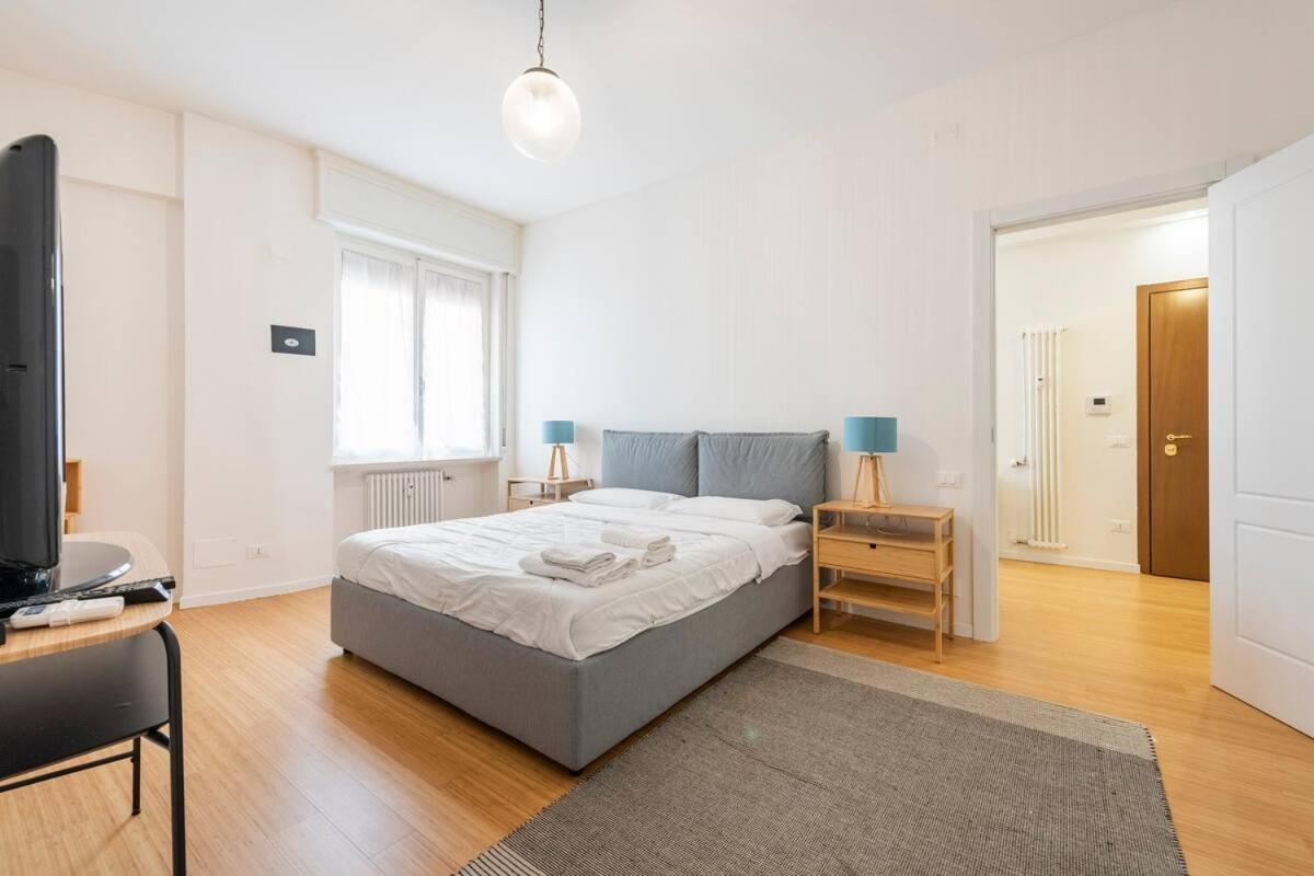 Vicolo Leoni 2BRD apartment Verona Esterno foto