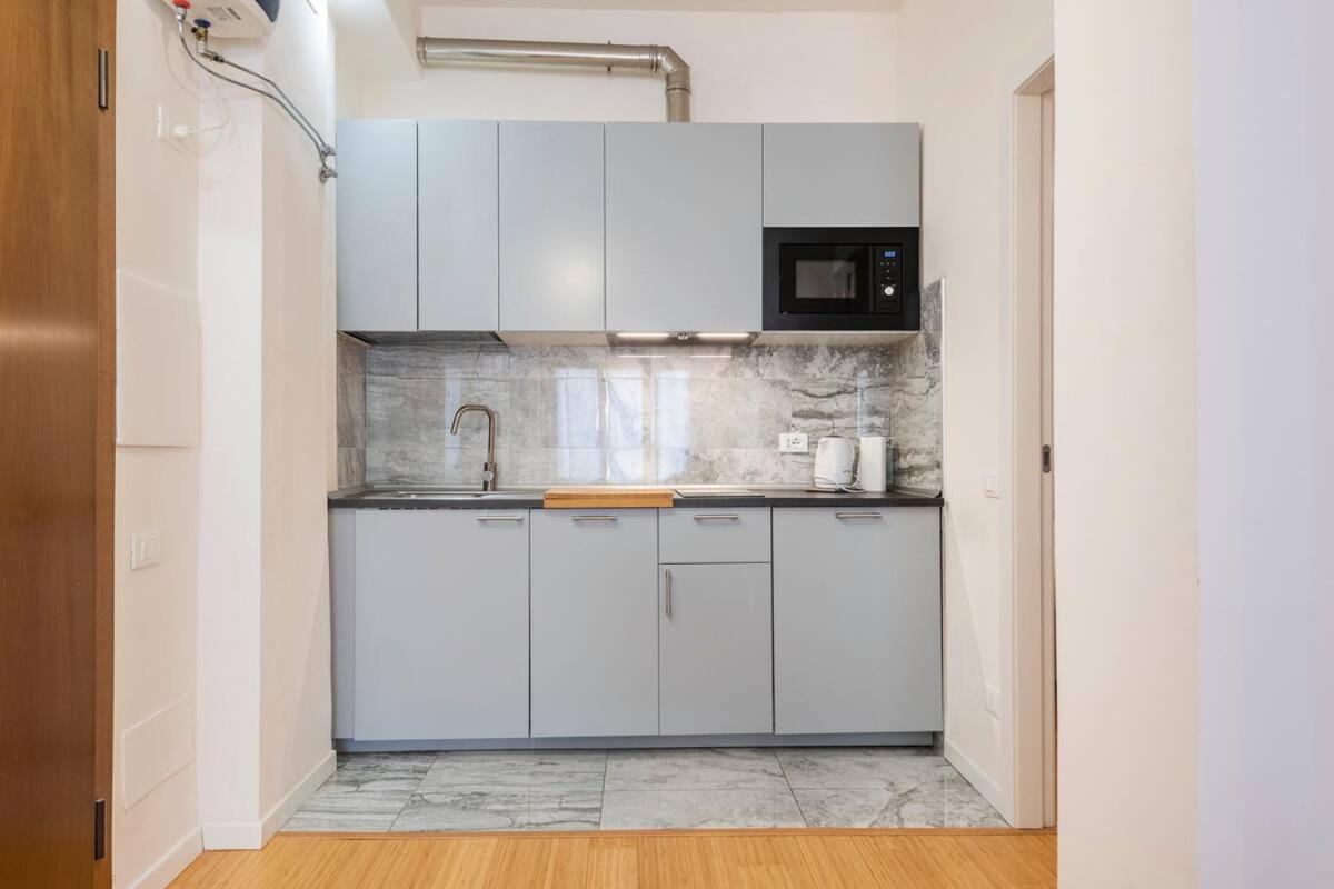 Vicolo Leoni 2BRD apartment Verona Esterno foto